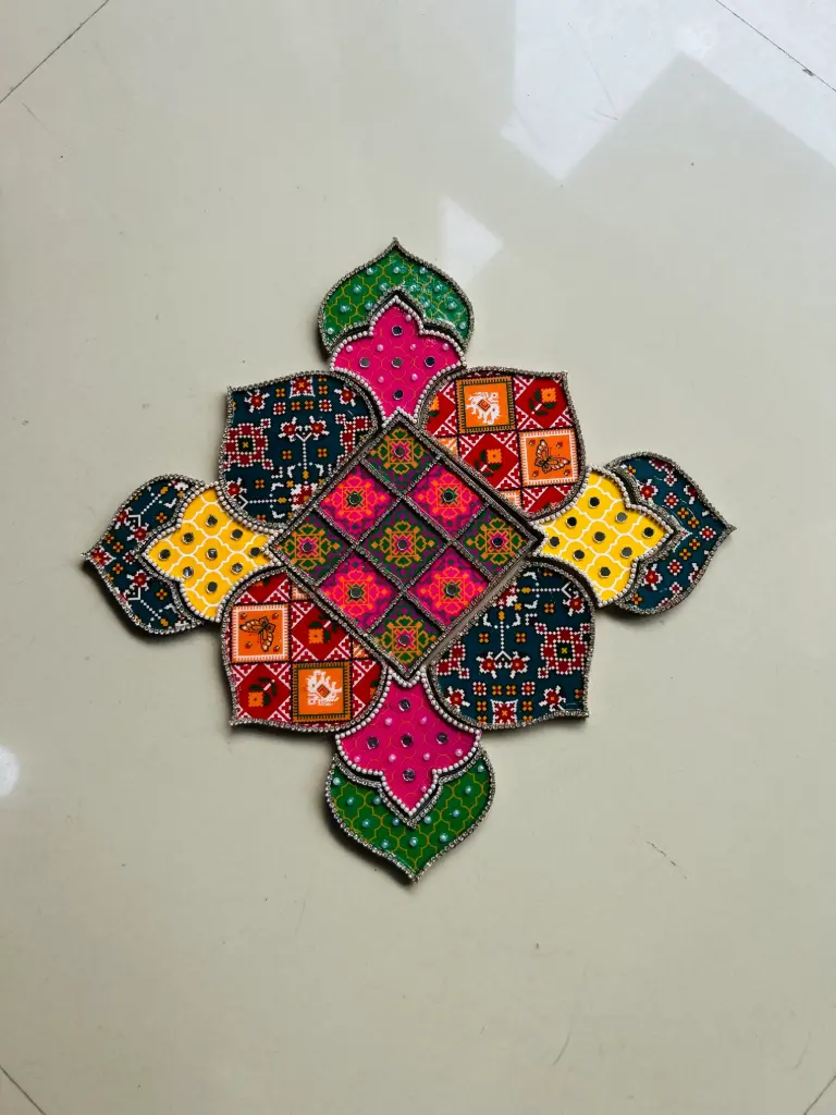 Vibrant Kutchi Patchwork Rangoli – Multicolor Festival Mat