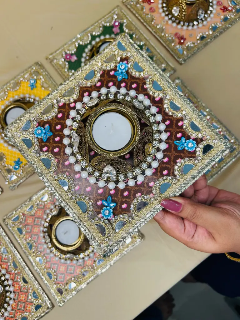 Fancied Square Tealight Holder – Brown Floral