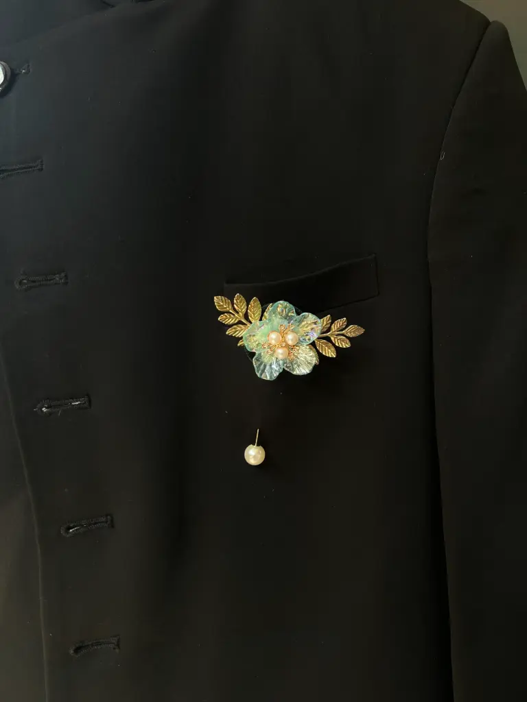 💐Regal Mint Blossom Brooch Pin(50Pcs) (Enter Add-Ons)