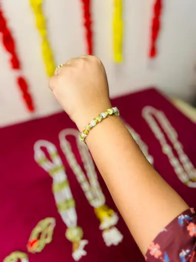 Elaichi Herbal Pearl Wrist Charm(50Pcs)